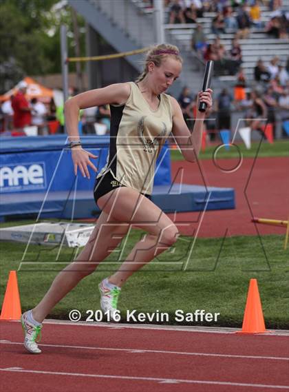 Thumbnail 2 in CHSAA Track and Field Championships photogallery.