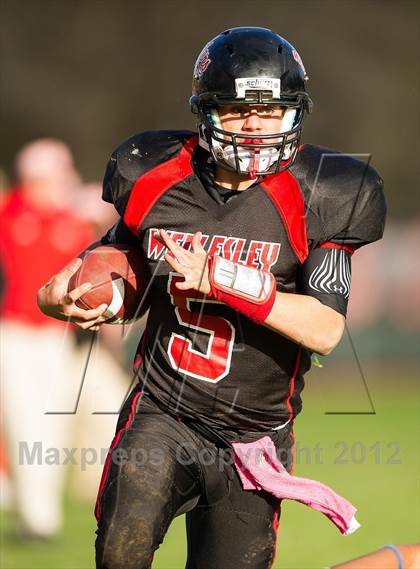 Thumbnail 2 in Natick @ Wellesley photogallery.