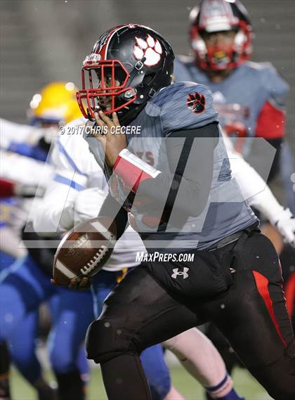 Thumbnail 3 in West Seneca West vs. Wilson Magnet (NYSPHSAA Class A Quarterfinal) photogallery.