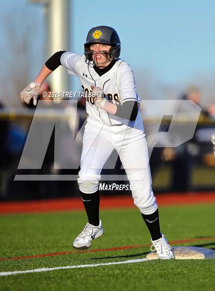 Thumbnail 1 in Canandaigua Academy @ Honeoye Falls-Lima photogallery.