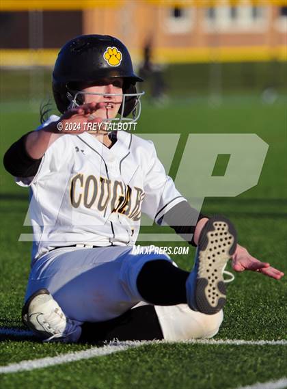 Thumbnail 3 in Canandaigua Academy @ Honeoye Falls-Lima photogallery.
