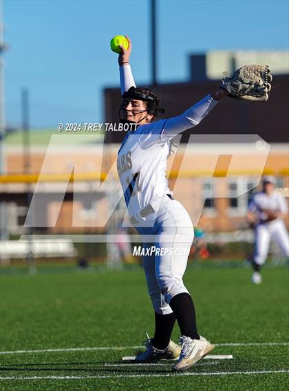 Thumbnail 2 in Canandaigua Academy @ Honeoye Falls-Lima photogallery.