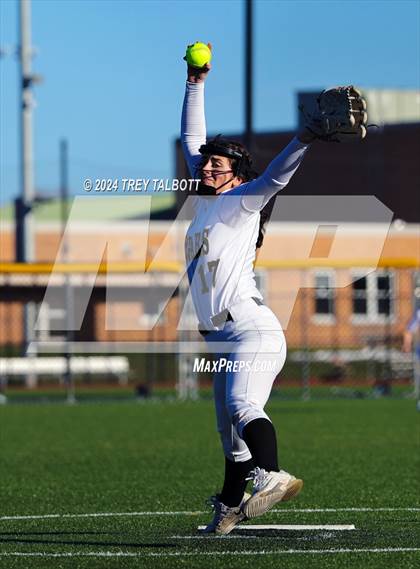 Thumbnail 3 in Canandaigua Academy @ Honeoye Falls-Lima photogallery.