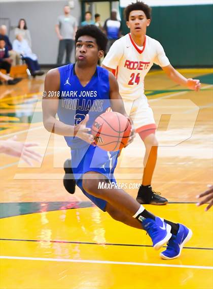 Thumbnail 2 in Valley Christian vs. Moon Valley  (Judy Dixon Tournament) photogallery.