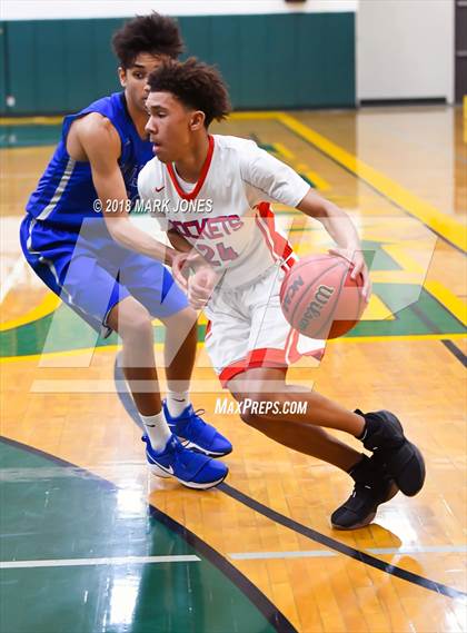Thumbnail 1 in Valley Christian vs. Moon Valley  (Judy Dixon Tournament) photogallery.