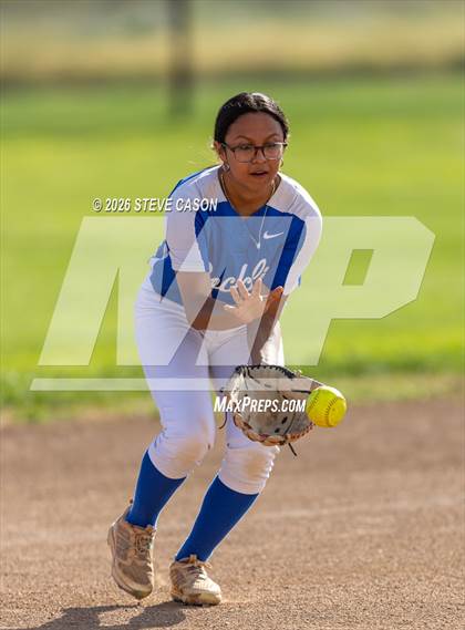 Thumbnail 3 in JV: Rocklin @ Whitney photogallery.