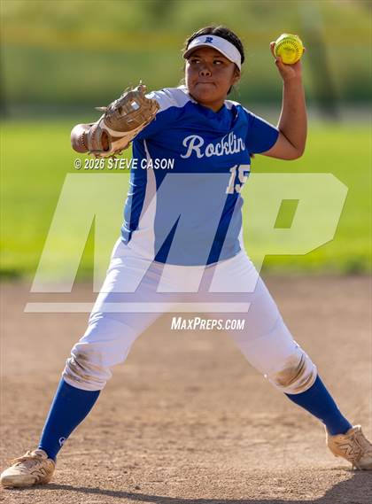 Thumbnail 1 in JV: Rocklin @ Whitney photogallery.