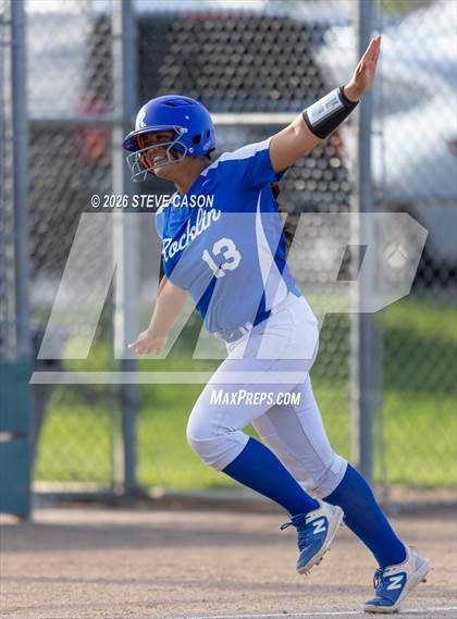 Thumbnail 2 in JV: Rocklin @ Whitney photogallery.