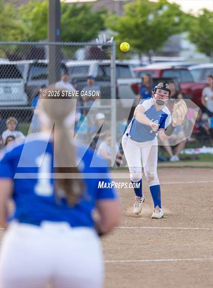 Thumbnail 2 in JV: Rocklin @ Whitney photogallery.