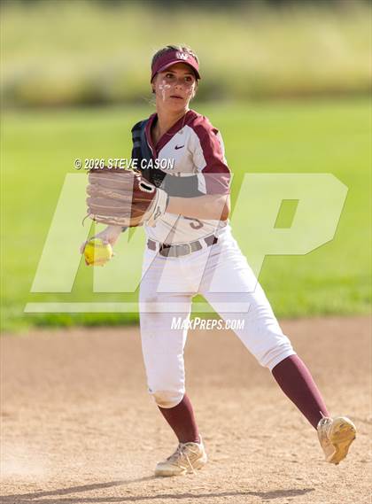 Thumbnail 2 in JV: Rocklin @ Whitney photogallery.