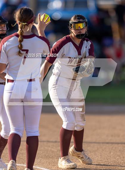 Thumbnail 1 in JV: Rocklin @ Whitney photogallery.