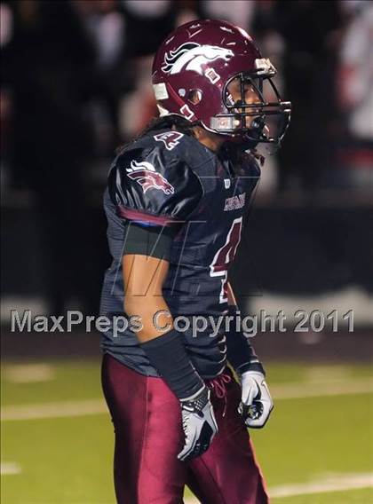 Thumbnail 1 in Maple Heights vs. Trotwood-Madison (OHSAA D2 Final) photogallery.
