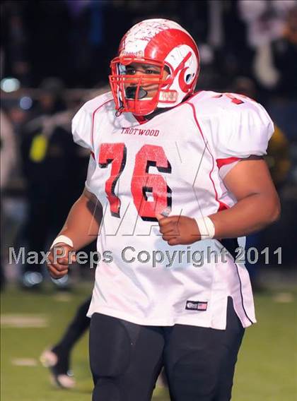 Thumbnail 1 in Maple Heights vs. Trotwood-Madison (OHSAA D2 Final) photogallery.