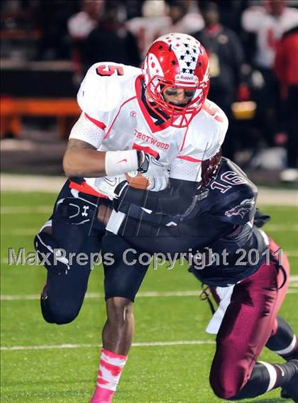 Thumbnail 1 in Maple Heights vs. Trotwood-Madison (OHSAA D2 Final) photogallery.