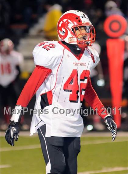 Thumbnail 2 in Maple Heights vs. Trotwood-Madison (OHSAA D2 Final) photogallery.