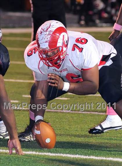 Thumbnail 2 in Maple Heights vs. Trotwood-Madison (OHSAA D2 Final) photogallery.