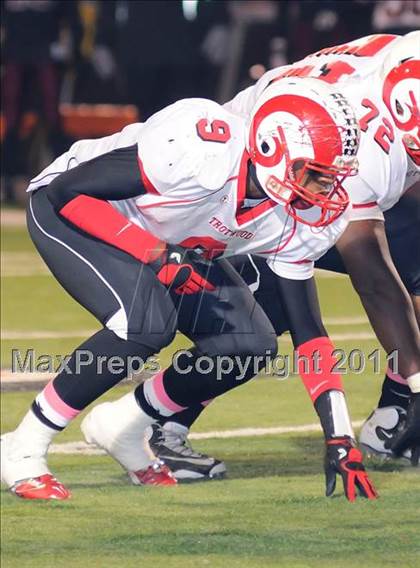 Thumbnail 2 in Maple Heights vs. Trotwood-Madison (OHSAA D2 Final) photogallery.