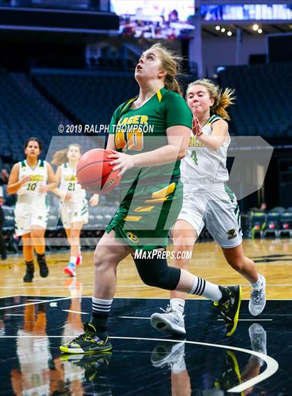 Thumbnail 2 in Rio Americano vs. Placer (@ Golden 1 Center) photogallery.