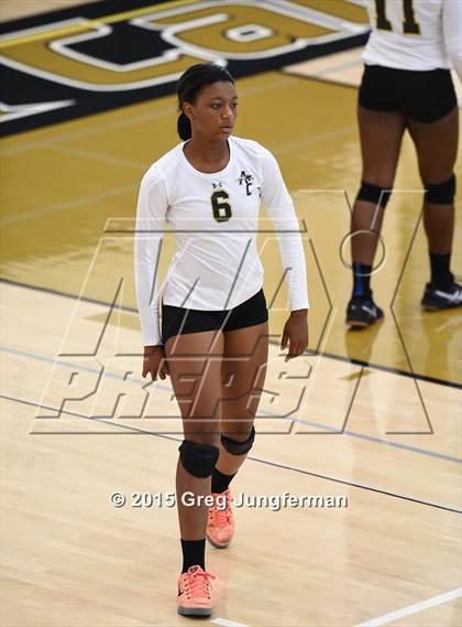 Thumbnail 3 in Windsor vs. American Canyon (Nor-Cal Invitational) photogallery.