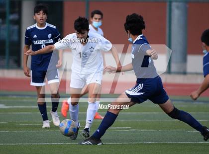 Thumbnail 1 in Arroyo @ Gabrielino photogallery.