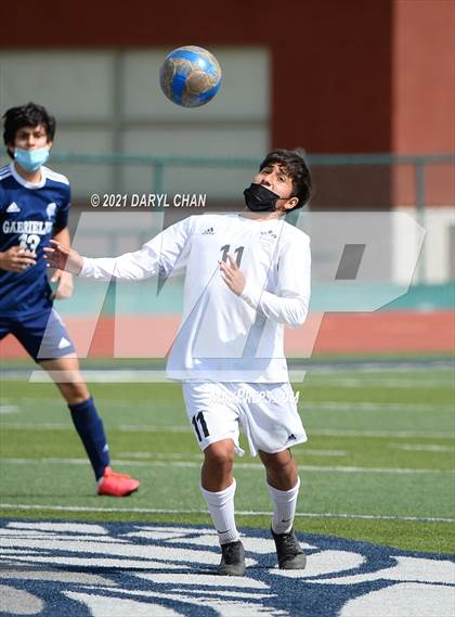 Thumbnail 2 in Arroyo @ Gabrielino photogallery.