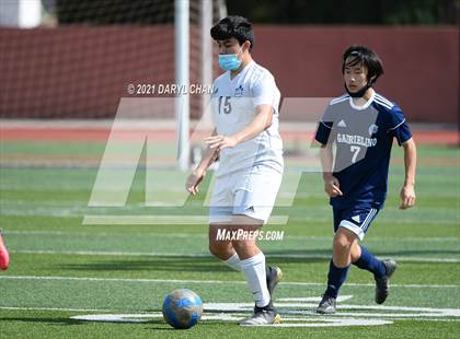 Thumbnail 2 in Arroyo @ Gabrielino photogallery.