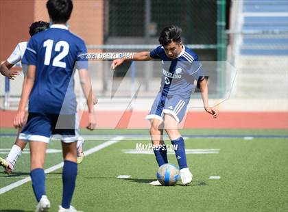 Thumbnail 2 in Arroyo @ Gabrielino photogallery.
