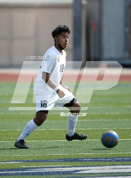 Thumbnail 1 in Arroyo @ Gabrielino photogallery.