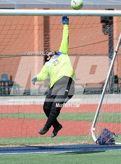 Thumbnail 1 in Arroyo @ Gabrielino photogallery.