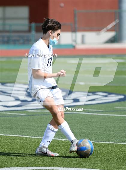 Thumbnail 3 in Arroyo @ Gabrielino photogallery.