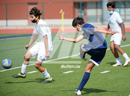 Thumbnail 1 in Arroyo @ Gabrielino photogallery.