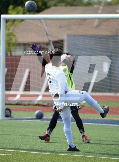 Thumbnail 2 in Arroyo @ Gabrielino photogallery.