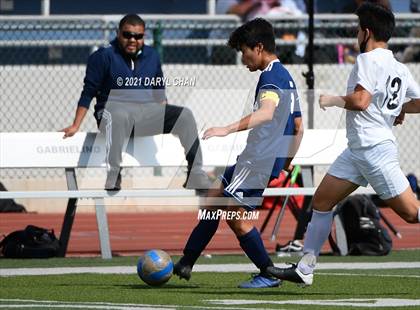 Thumbnail 2 in Arroyo @ Gabrielino photogallery.