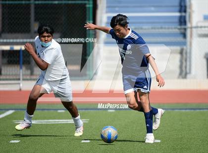 Thumbnail 2 in Arroyo @ Gabrielino photogallery.