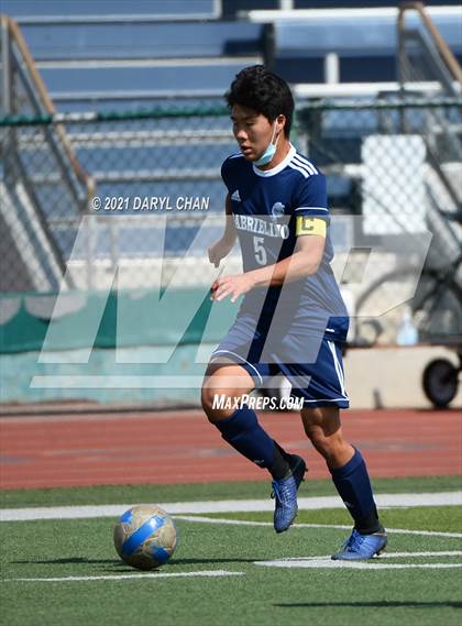 Thumbnail 1 in Arroyo @ Gabrielino photogallery.