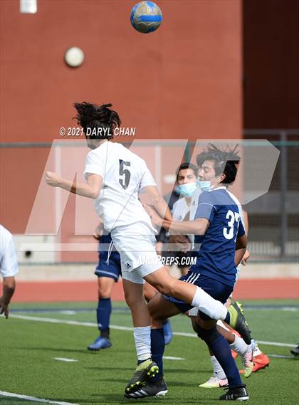 Thumbnail 3 in Arroyo @ Gabrielino photogallery.