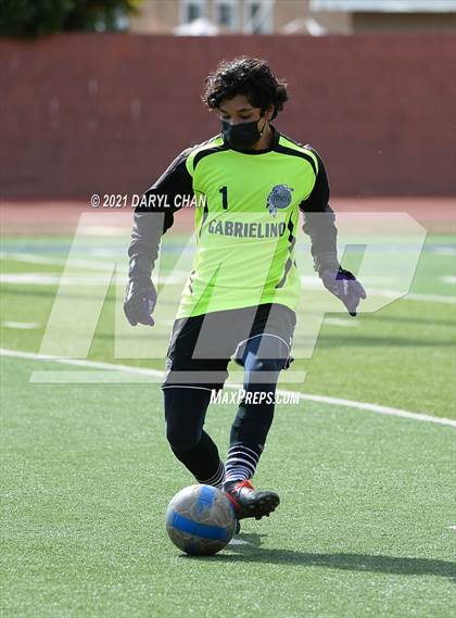 Thumbnail 2 in Arroyo @ Gabrielino photogallery.