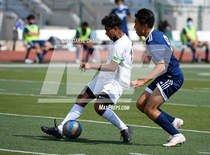 Thumbnail 1 in Arroyo @ Gabrielino photogallery.