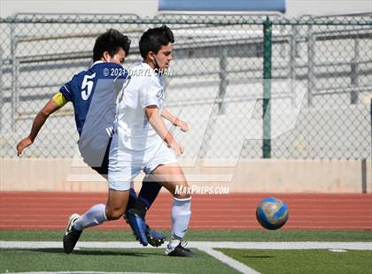 Thumbnail 3 in Arroyo @ Gabrielino photogallery.