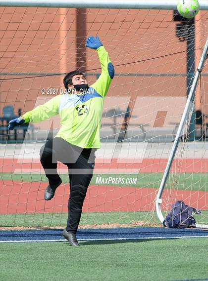Thumbnail 3 in Arroyo @ Gabrielino photogallery.