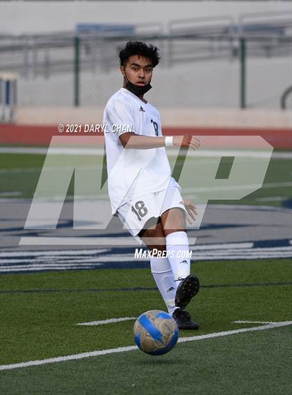 Thumbnail 1 in Arroyo @ Gabrielino photogallery.
