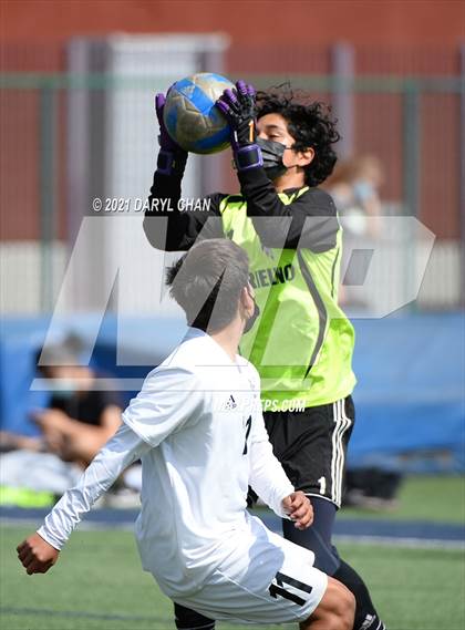 Thumbnail 1 in Arroyo @ Gabrielino photogallery.