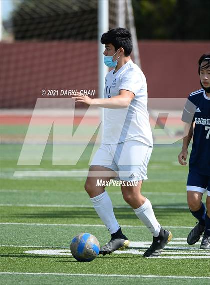 Thumbnail 3 in Arroyo @ Gabrielino photogallery.