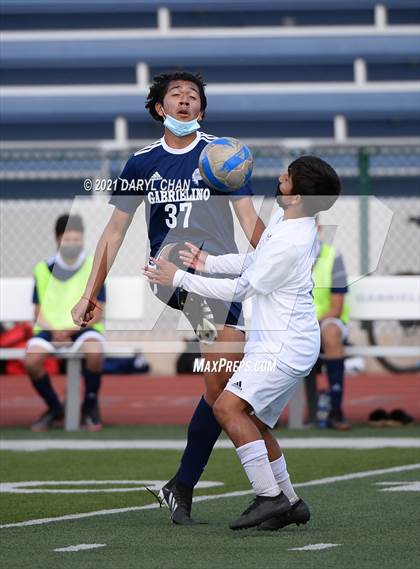 Thumbnail 1 in Arroyo @ Gabrielino photogallery.