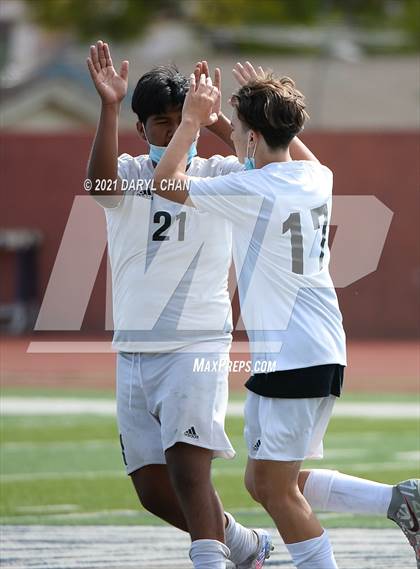 Thumbnail 3 in Arroyo @ Gabrielino photogallery.
