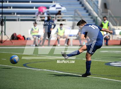 Thumbnail 2 in Arroyo @ Gabrielino photogallery.