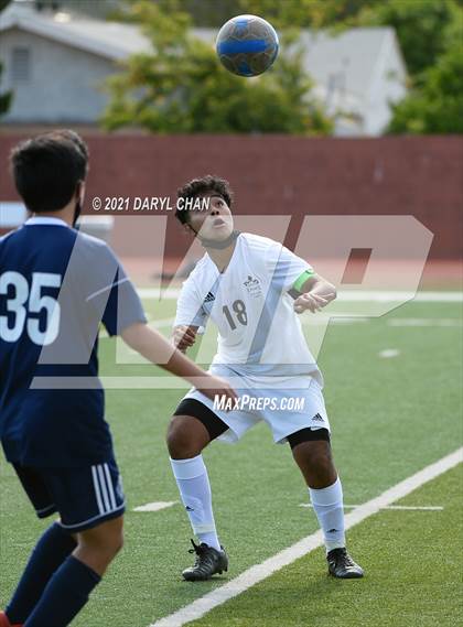Thumbnail 3 in Arroyo @ Gabrielino photogallery.