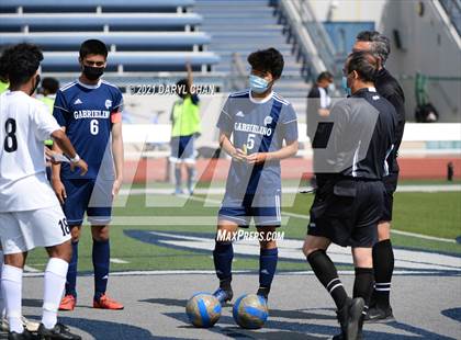 Thumbnail 2 in Arroyo @ Gabrielino photogallery.