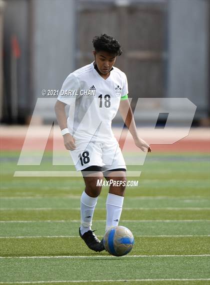 Thumbnail 2 in Arroyo @ Gabrielino photogallery.