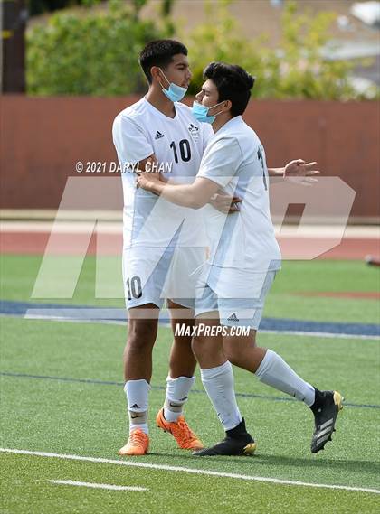 Thumbnail 1 in Arroyo @ Gabrielino photogallery.